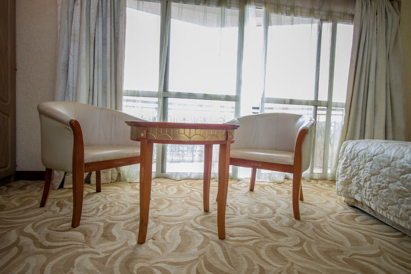 City Royal Resort Hotel Kyambogo  Экстерьер фото