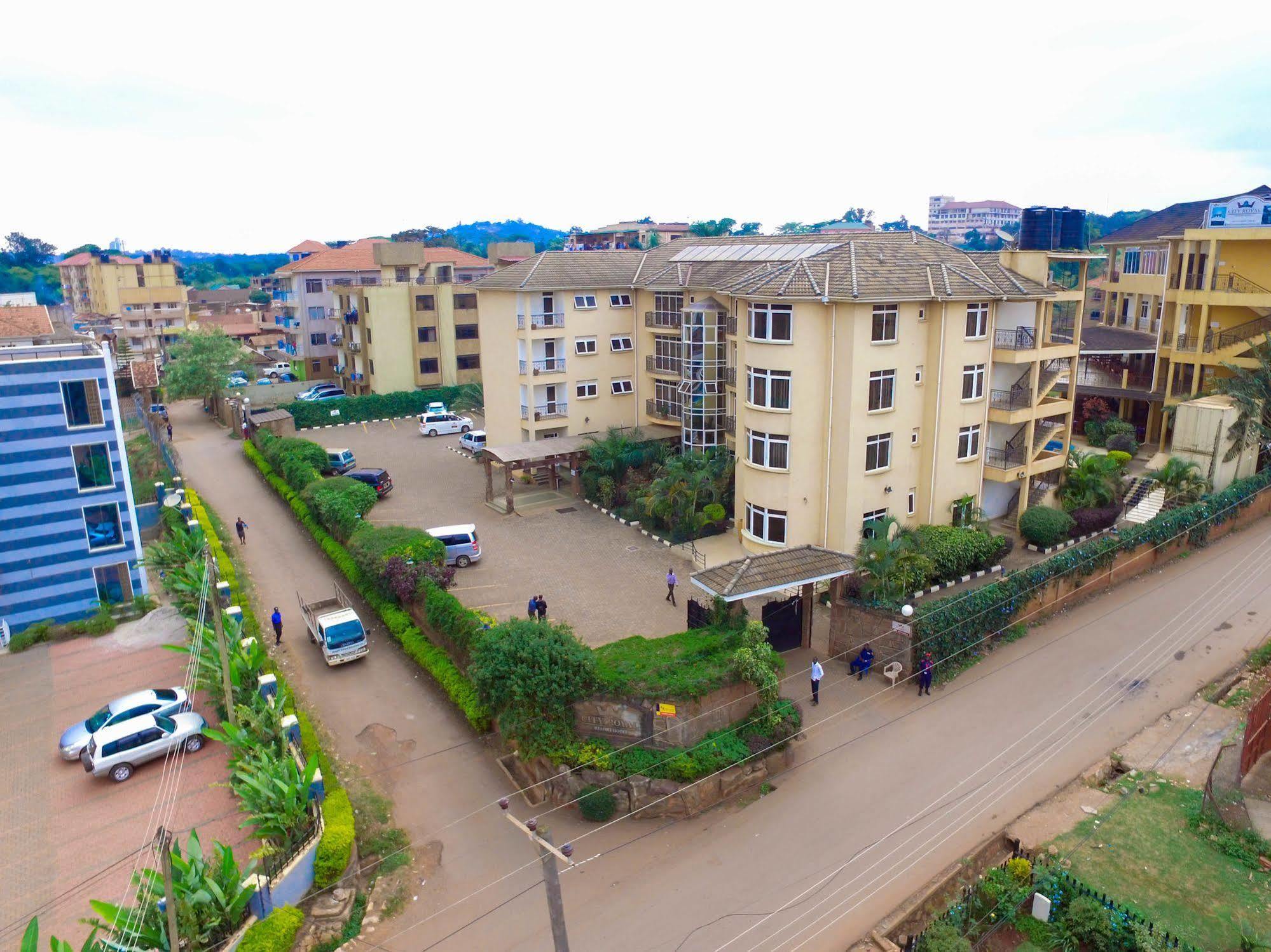 City Royal Resort Hotel Kyambogo  Экстерьер фото